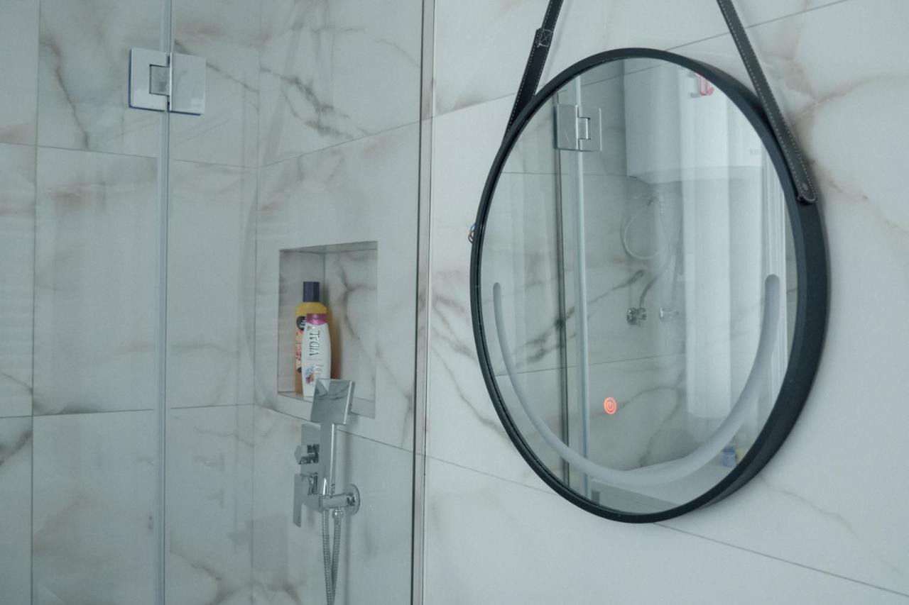Newly Renovated Apartment 티라나 외부 사진